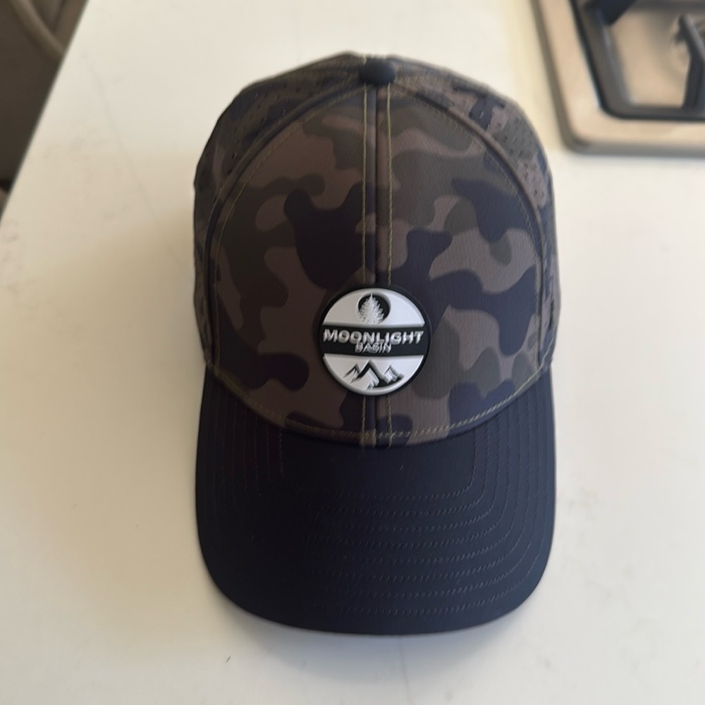 Melin A Game hydro hat large black camo moonlight basin